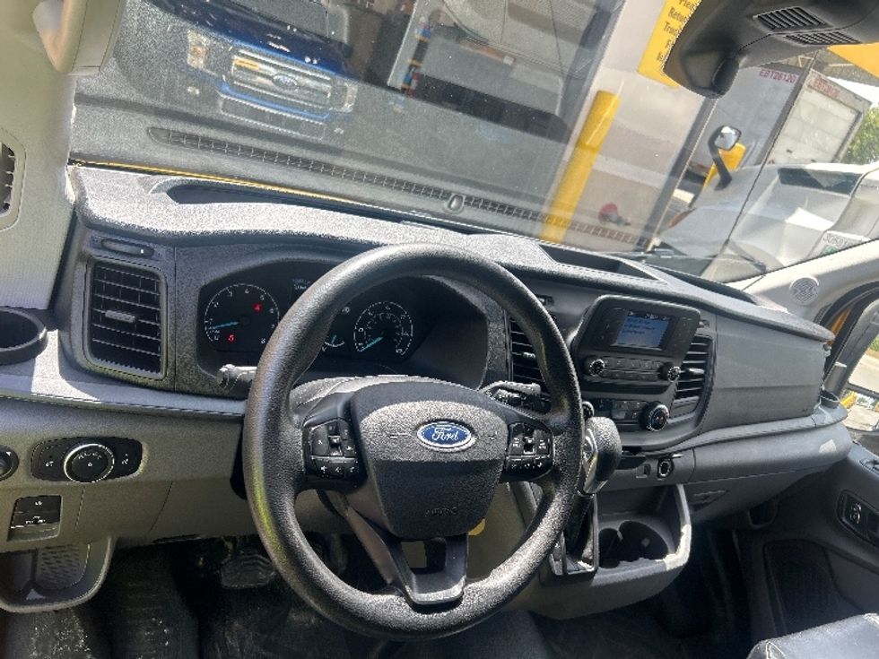 Cargo Van (Panel Van)-Light and Medium Duty Trucks-Ford-2023-Transit 250-Miami-FL-46,103\n\t\tmiles-$ 42,750 - Image 15