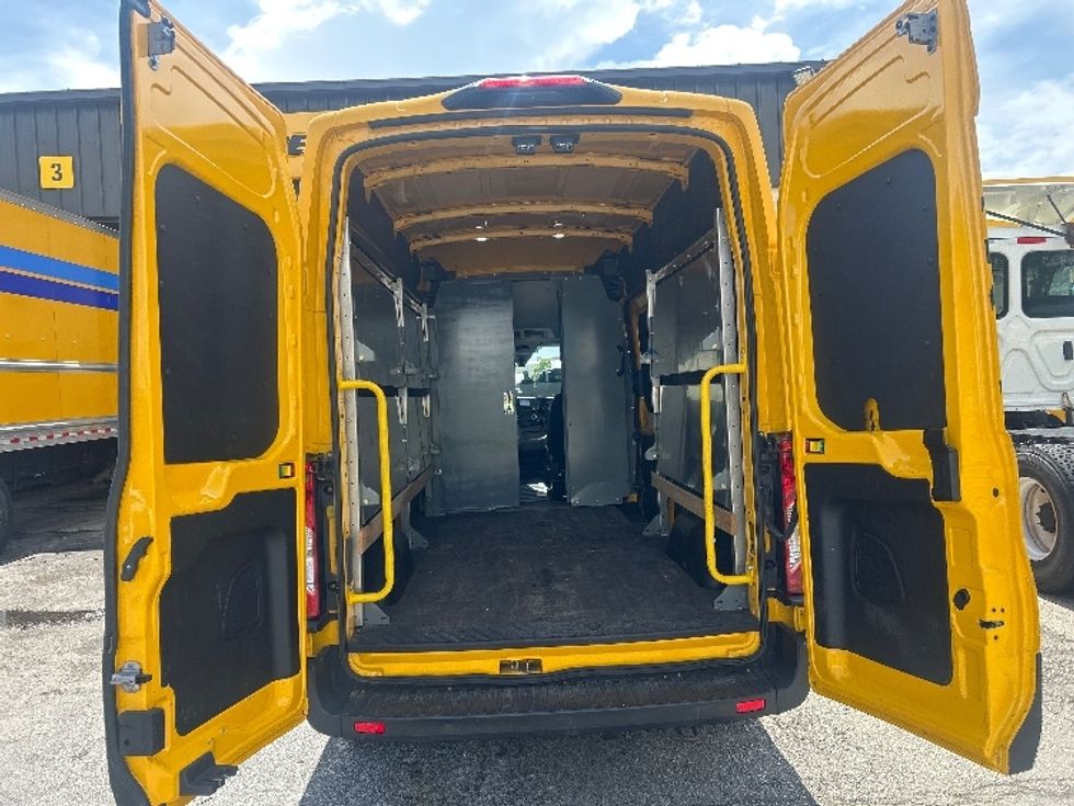 Cargo Van (Panel Van)-Light and Medium Duty Trucks-Ford-2023-Transit 250-Miami-FL-46,103\n\t\tmiles-$ 42,750 - Image 7