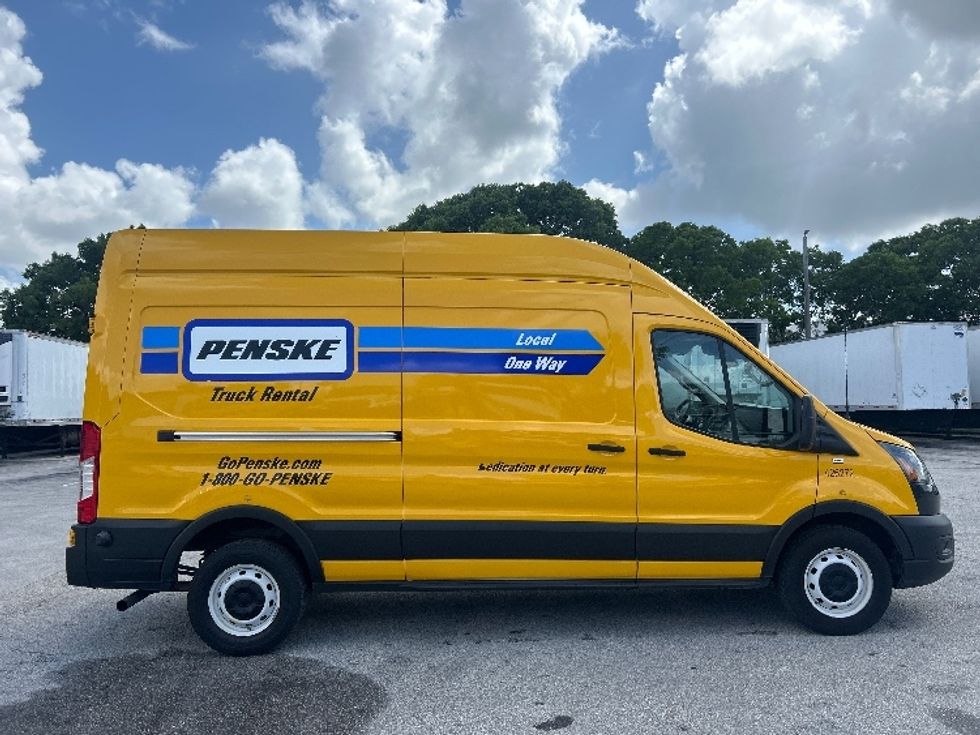 Cargo Van (Panel Van)-Light and Medium Duty Trucks-Ford-2023-Transit 250-Miami-FL-90,274\n\t\tmiles-$ 37,750 - Image 15
