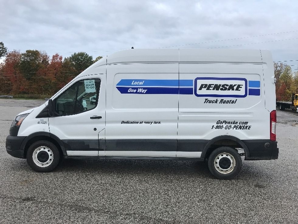 Cargo Van (Panel Van)-Light and Medium Duty Trucks-Ford-2023-Transit 250-Middlefield-OH-119,700\n\t\tmiles-$ 37,000 - Image 4