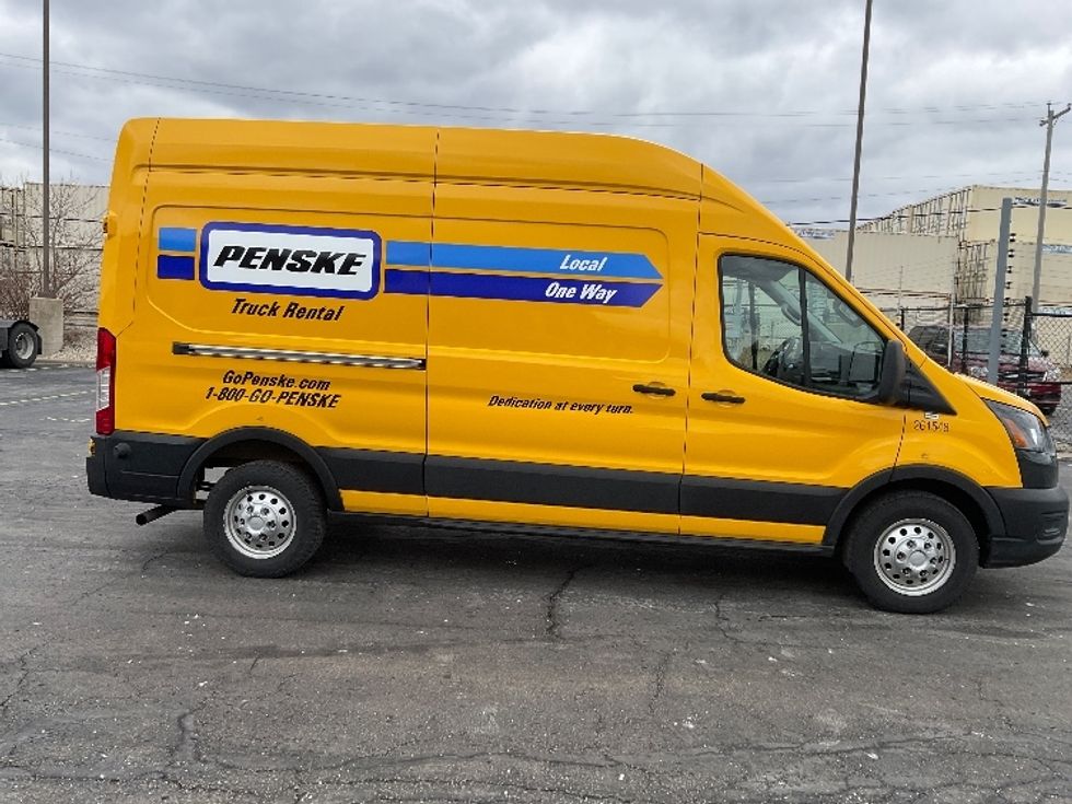 Cargo Van (Panel Van)-Light and Medium Duty Trucks-Ford-2023-Transit 250-Milwaukee-WI-29,331\n\t\tmiles-$ 49,250 - Image 14