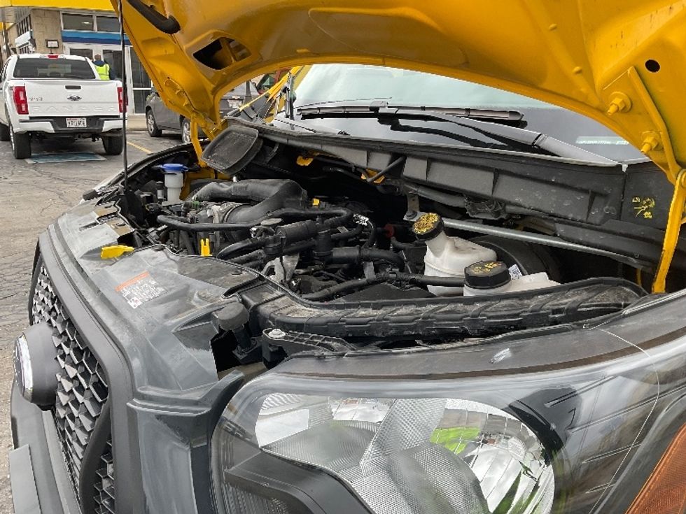 Cargo Van (Panel Van)-Light and Medium Duty Trucks-Ford-2023-Transit 250-Milwaukee-WI-29,331\n\t\tmiles-$ 49,250 - Image 23