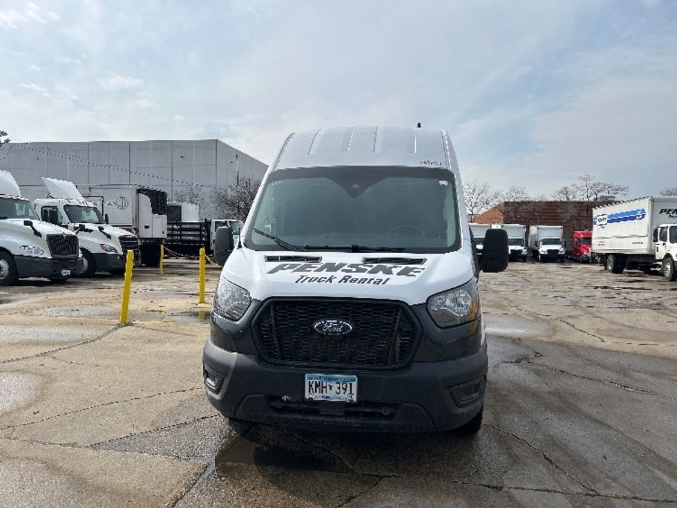 Cargo Van (Panel Van)-Light and Medium Duty Trucks-Ford-2023-Transit 250-Milwaukee-WI-32,738\n\t\tmiles-$ 53,750 - Image 2