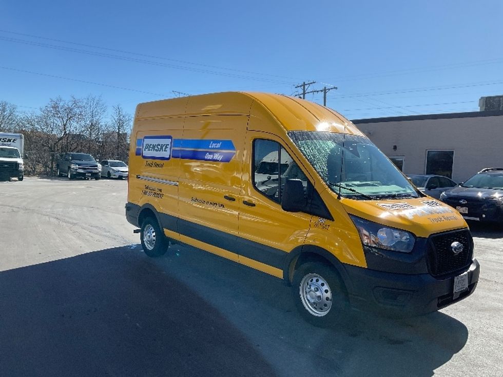 Cargo Van (Panel Van)-Light and Medium Duty Trucks-Ford-2023-Transit 250-Milwaukee-WI-41,030\n\t\tmiles-$ 48,500 - Image 1
