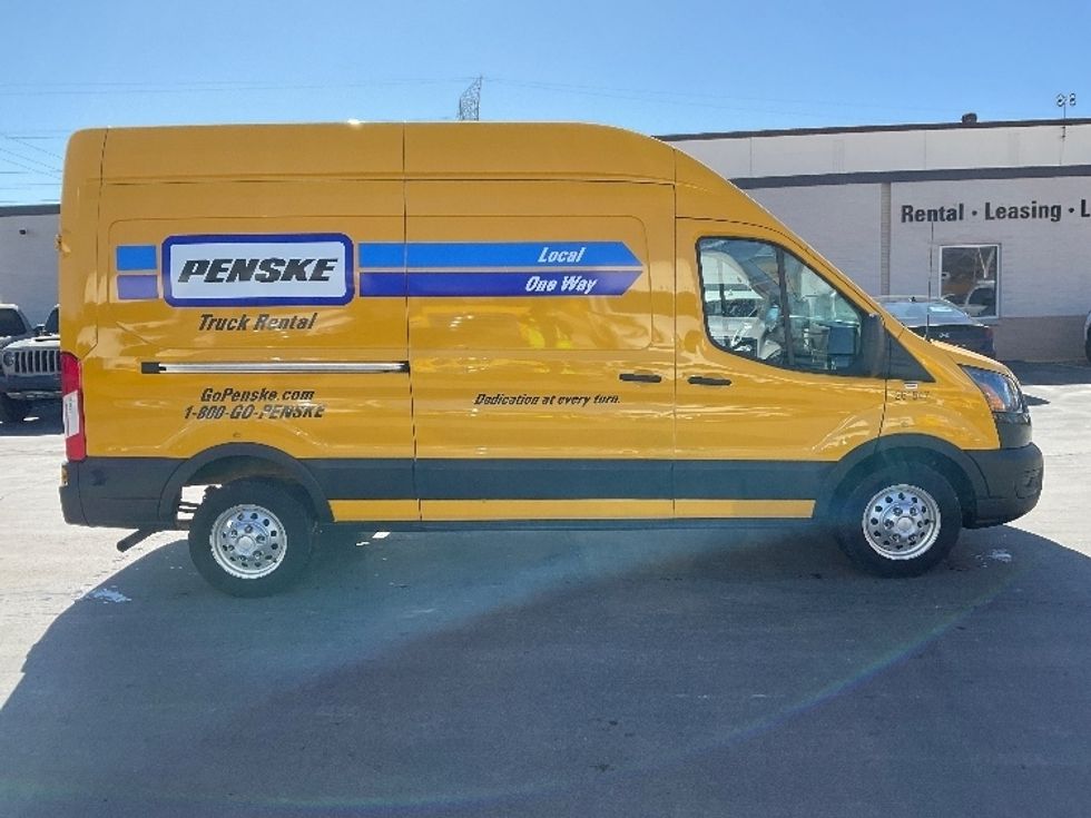 Cargo Van (Panel Van)-Light and Medium Duty Trucks-Ford-2023-Transit 250-Milwaukee-WI-41,030\n\t\tmiles-$ 48,500 - Image 13