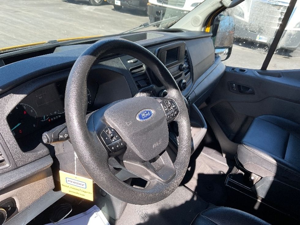 Cargo Van (Panel Van)-Light and Medium Duty Trucks-Ford-2023-Transit 250-Milwaukee-WI-41,030\n\t\tmiles-$ 48,500 - Image 17