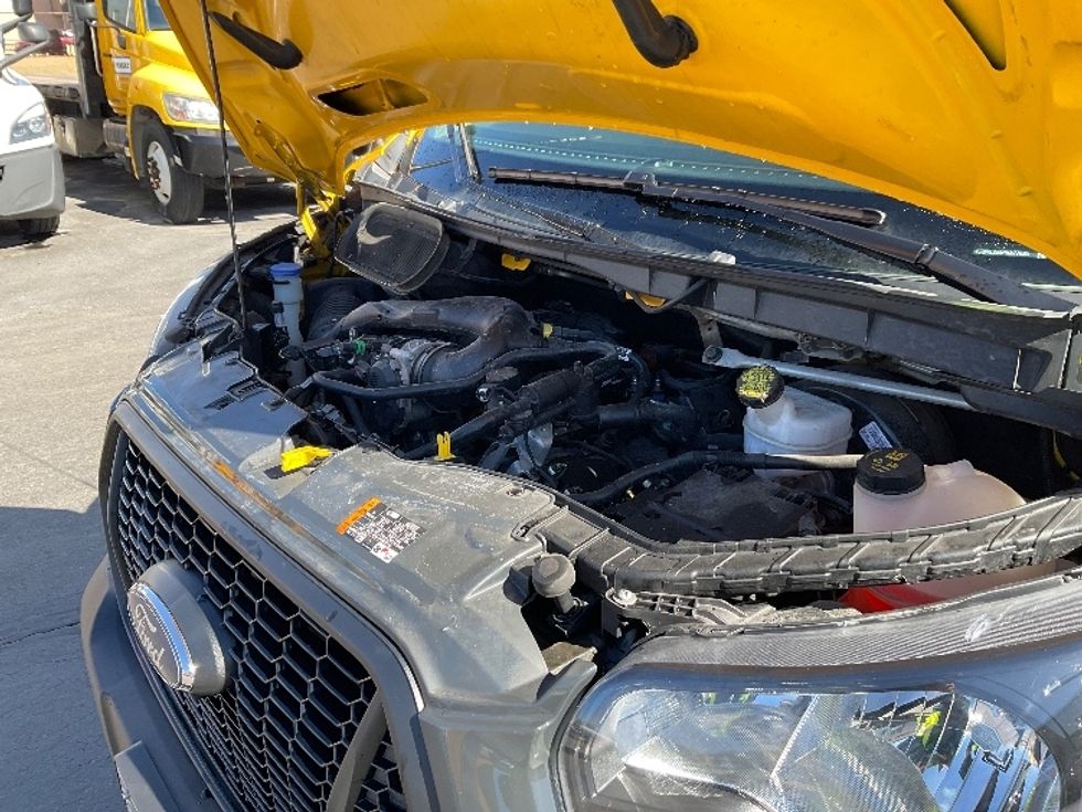 Cargo Van (Panel Van)-Light and Medium Duty Trucks-Ford-2023-Transit 250-Milwaukee-WI-41,030\n\t\tmiles-$ 48,500 - Image 23