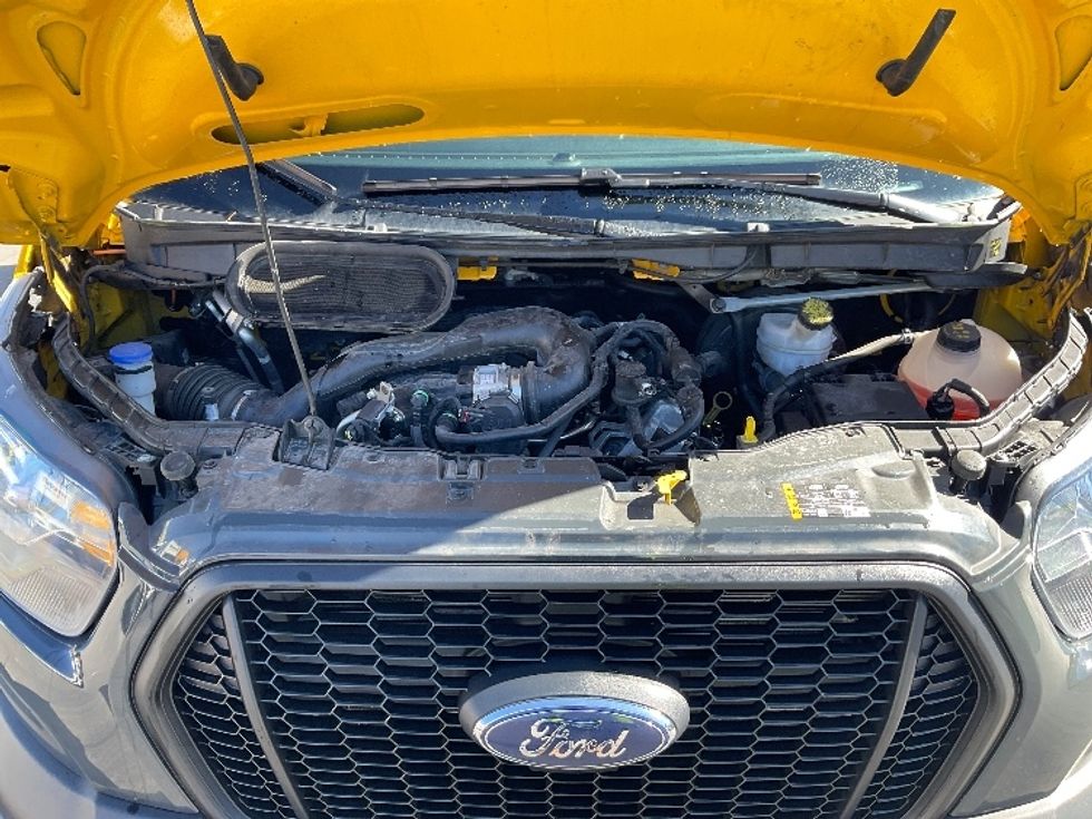 Cargo Van (Panel Van)-Light and Medium Duty Trucks-Ford-2023-Transit 250-Milwaukee-WI-41,030\n\t\tmiles-$ 48,500 - Image 24