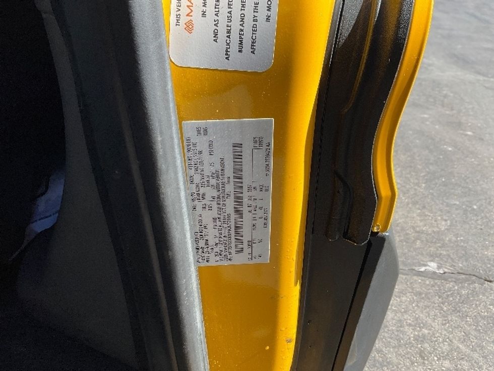 Cargo Van (Panel Van)-Light and Medium Duty Trucks-Ford-2023-Transit 250-Milwaukee-WI-41,030\n\t\tmiles-$ 48,500 - Image 26