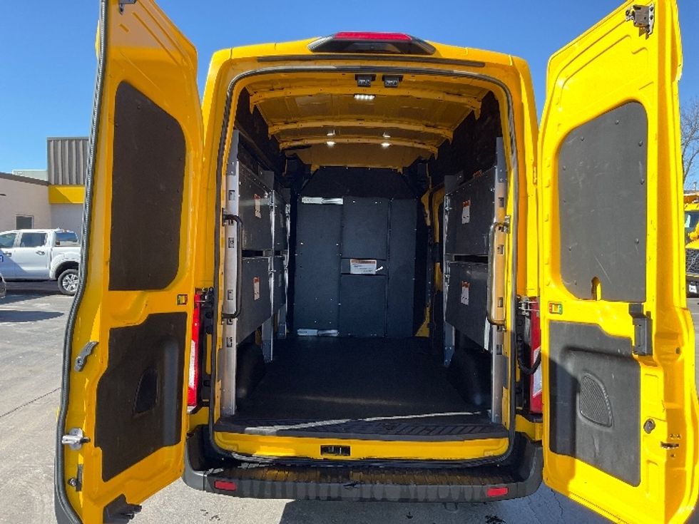 Cargo Van (Panel Van)-Light and Medium Duty Trucks-Ford-2023-Transit 250-Milwaukee-WI-41,030\n\t\tmiles-$ 48,500 - Image 8