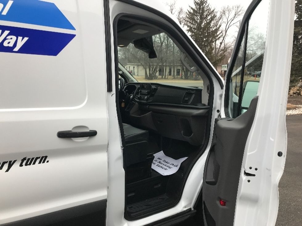 Cargo Van (Panel Van)-Light and Medium Duty Trucks-Ford-2023-Transit 250-Milwaukee-WI-56,837\n\t\tmiles-$ 49,750 - Image 20