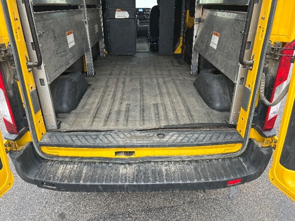 Cargo Van (Panel Van)-Light and Medium Duty Trucks-Ford-2023-Transit 250-Milwaukee-WI-98,884\n\t\tmiles-$ 36,750 - Image 9