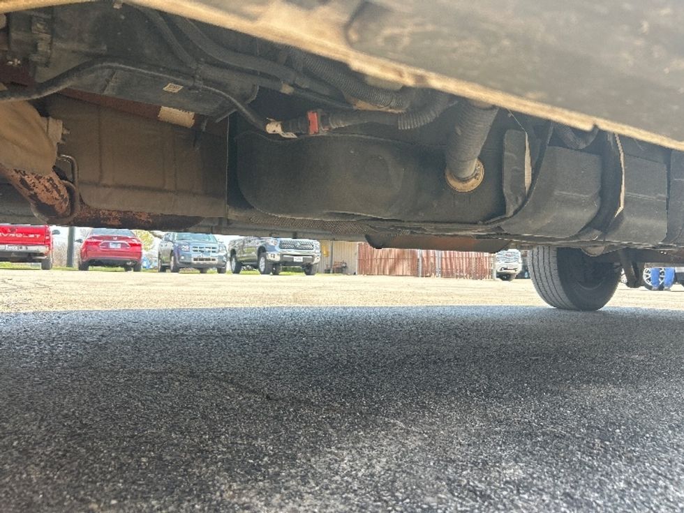 Cargo Van (Panel Van)-Light and Medium Duty Trucks-Ford-2023-Transit 250-Moberly-MO-101,184\n\t\tmiles-$ 37,250 - Image 4