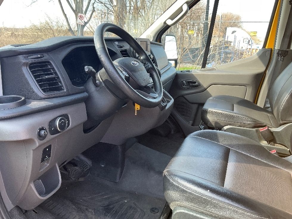 Cargo Van (Panel Van)-Light and Medium Duty Trucks-Ford-2023-Transit 250-Montgomery-AL-51,950\n\t\tmiles-$ 45,250 - Image 17