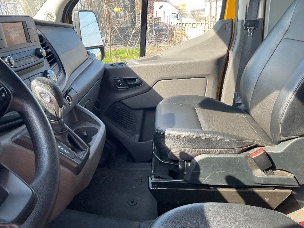 Cargo Van (Panel Van)-Light and Medium Duty Trucks-Ford-2023-Transit 250-Montgomery-AL-51,950\n\t\tmiles-$ 45,250 - Image 19