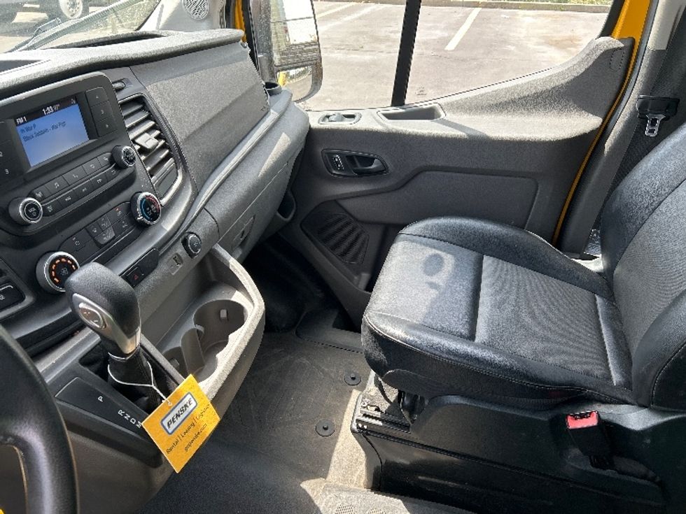 Cargo Van (Panel Van)-Light and Medium Duty Trucks-Ford-2023-Transit 250-Montgomery-NY-69,533\n\t\tmiles-$ 41,750 - Image 16