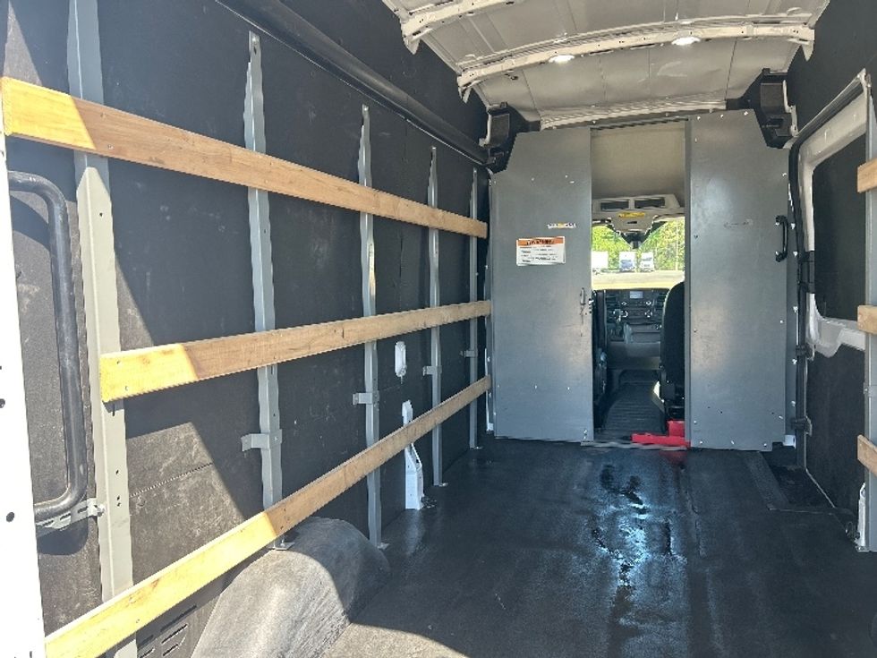 Cargo Van (Panel Van)-Light and Medium Duty Trucks-Ford-2023-Transit 250-Nashville-TN-124,367\n\t\tmiles-$ 39,500 - Image 11