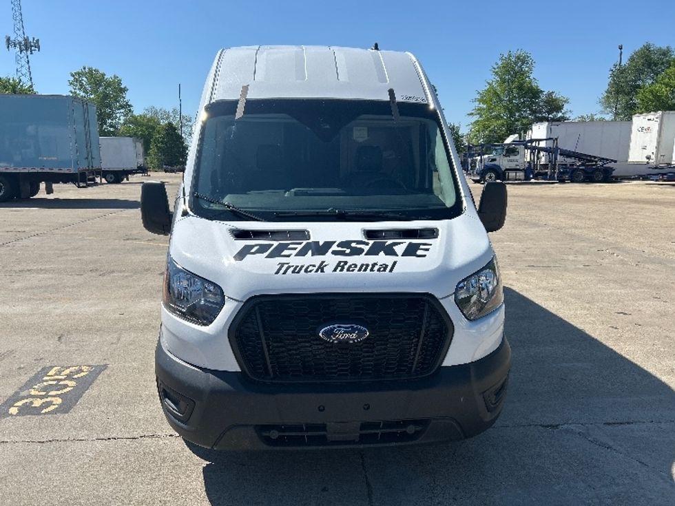 Cargo Van (Panel Van)-Light and Medium Duty Trucks-Ford-2023-Transit 250-Nashville-TN-124,367\n\t\tmiles-$ 39,500 - Image 2