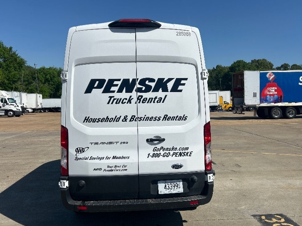 Cargo Van (Panel Van)-Light and Medium Duty Trucks-Ford-2023-Transit 250-Nashville-TN-124,367\n\t\tmiles-$ 39,500 - Image 7