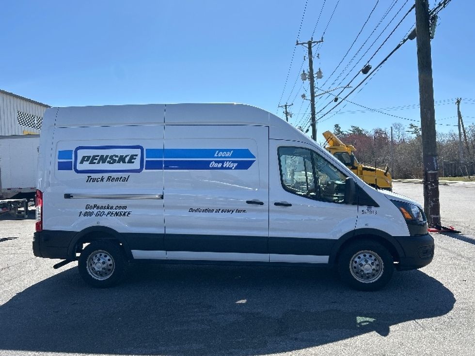 Cargo Van (Panel Van)-Light and Medium Duty Trucks-Ford-2023-Transit 250-New Bedford-MA-27,358\n\t\tmiles-$ 49,750 - Image 15