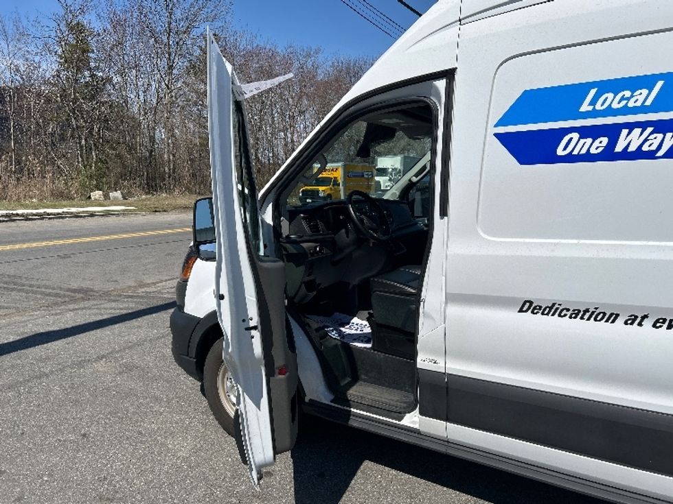 Cargo Van (Panel Van)-Light and Medium Duty Trucks-Ford-2023-Transit 250-New Bedford-MA-27,358\n\t\tmiles-$ 49,750 - Image 16
