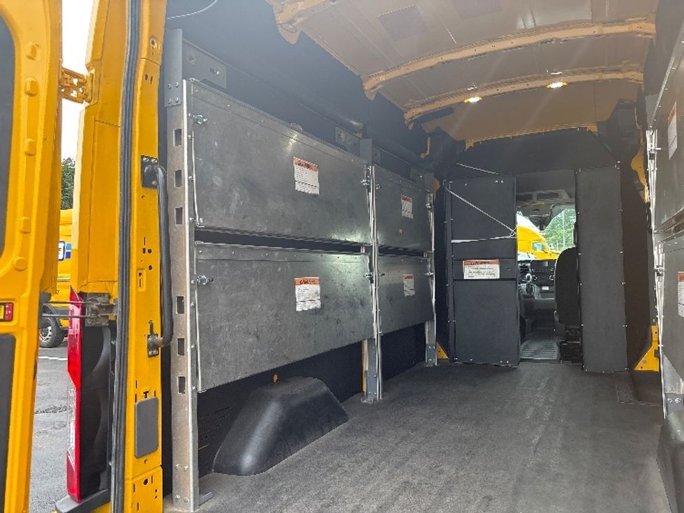 Cargo Van (Panel Van)-Light and Medium Duty Trucks-Ford-2023-Transit 250-New Castle-DE-59,860\n\t\tmiles-$ 42,250 - Image 10