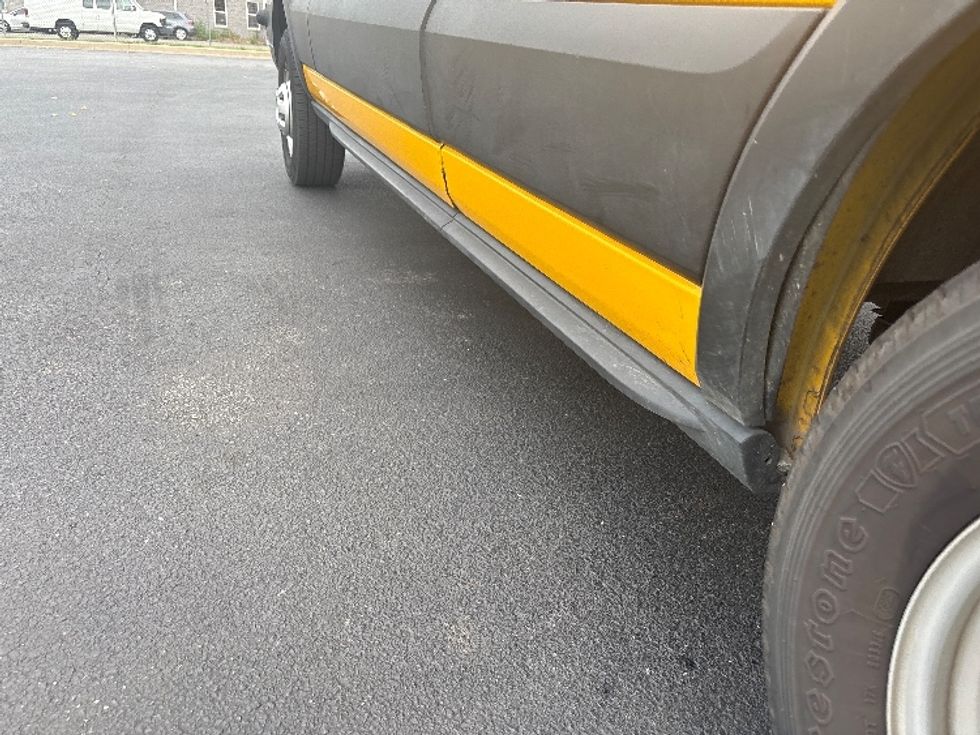 Cargo Van (Panel Van)-Light and Medium Duty Trucks-Ford-2023-Transit 250-New Castle-DE-59,860\n\t\tmiles-$ 42,250 - Image 13