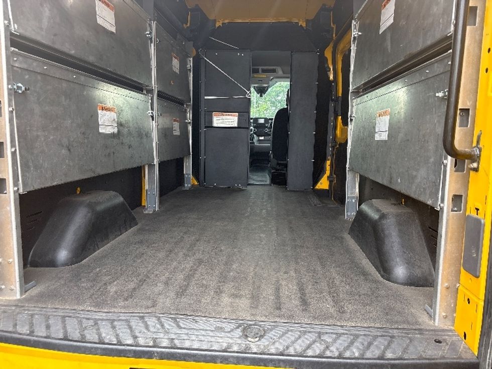Cargo Van (Panel Van)-Light and Medium Duty Trucks-Ford-2023-Transit 250-New Castle-DE-59,860\n\t\tmiles-$ 42,250 - Image 9
