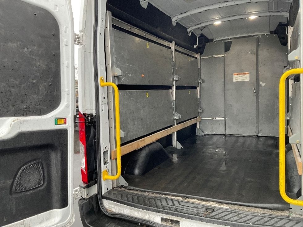 Cargo Van (Panel Van)-Light and Medium Duty Trucks-Ford-2023-Transit 250-New Castle-DE-67,083\n\t\tmiles-$ 46,750 - Image 10