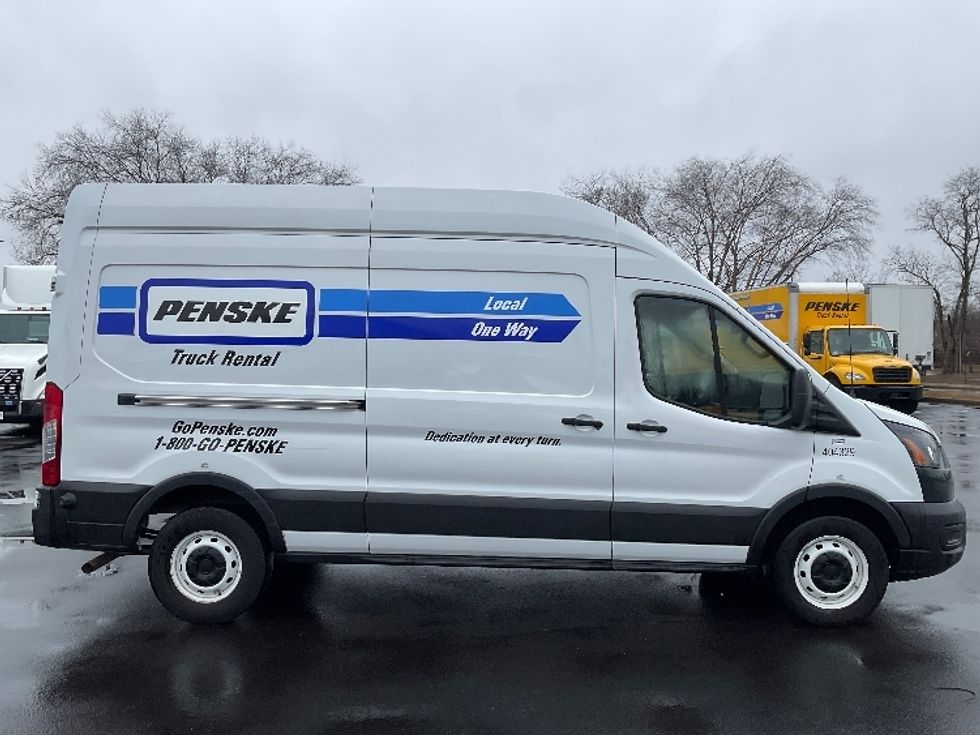 Cargo Van (Panel Van)-Light and Medium Duty Trucks-Ford-2023-Transit 250-New Castle-DE-67,083\n\t\tmiles-$ 46,750 - Image 14