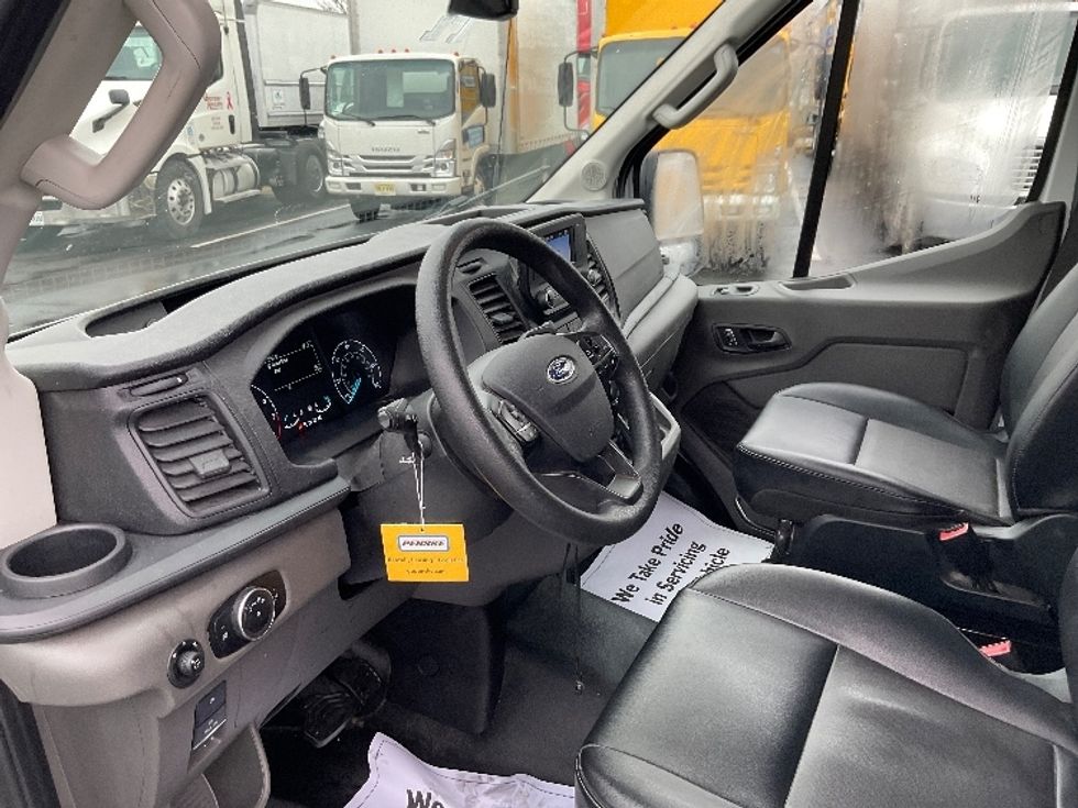 Cargo Van (Panel Van)-Light and Medium Duty Trucks-Ford-2023-Transit 250-New Castle-DE-67,083\n\t\tmiles-$ 46,750 - Image 16
