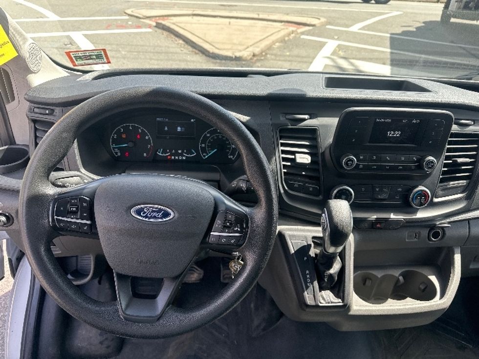 Cargo Van (Panel Van)-Light and Medium Duty Trucks-Ford-2023-Transit 250-North Bergen-NJ-29,423\n\t\tmiles-$ 45,750 - Image 18