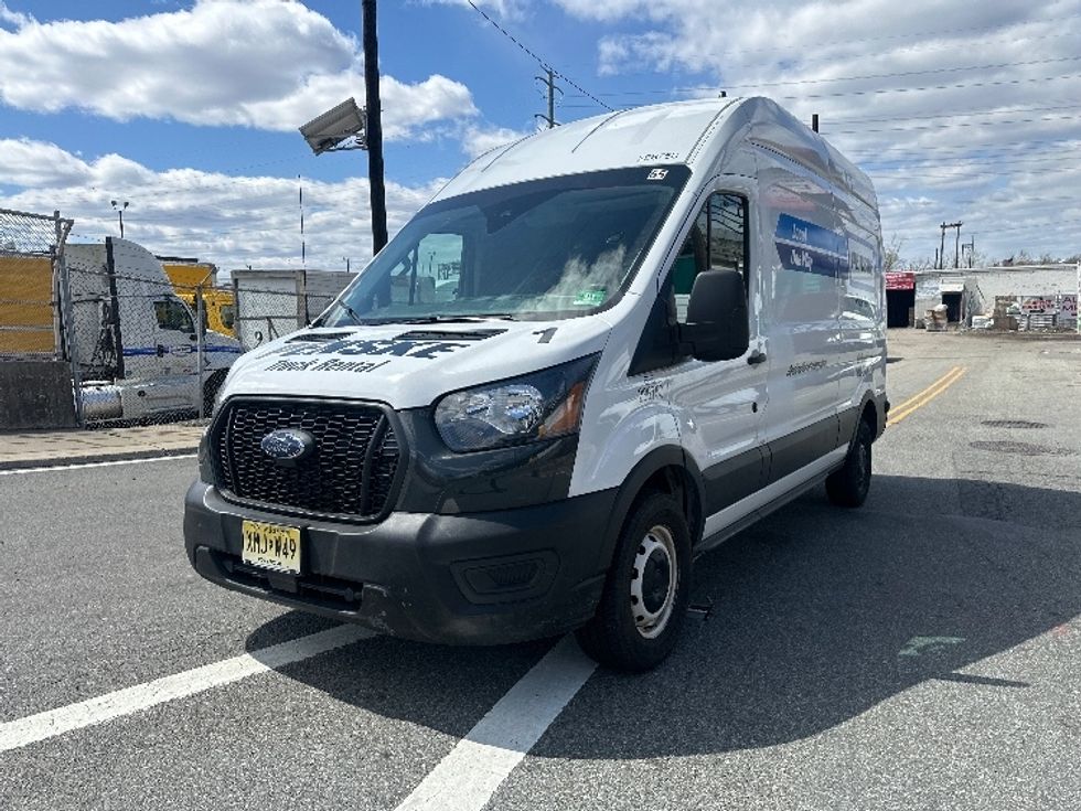 Cargo Van (Panel Van)-Light and Medium Duty Trucks-Ford-2023-Transit 250-North Bergen-NJ-29,423\n\t\tmiles-$ 45,750 - Image 3