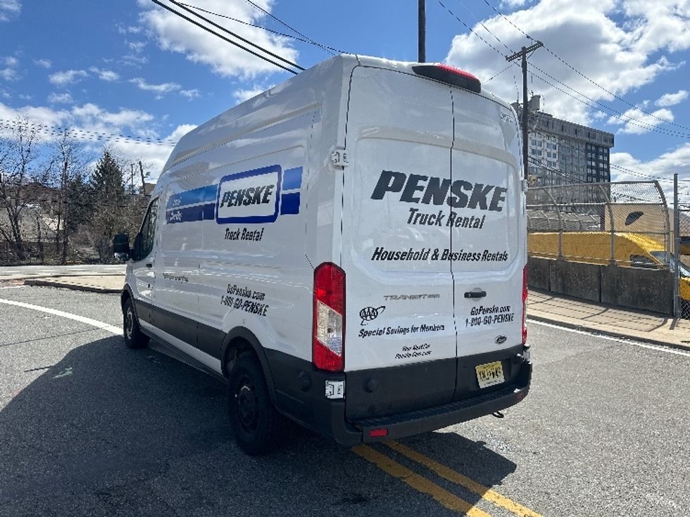 Cargo Van (Panel Van)-Light and Medium Duty Trucks-Ford-2023-Transit 250-North Bergen-NJ-29,423\n\t\tmiles-$ 45,750 - Image 6