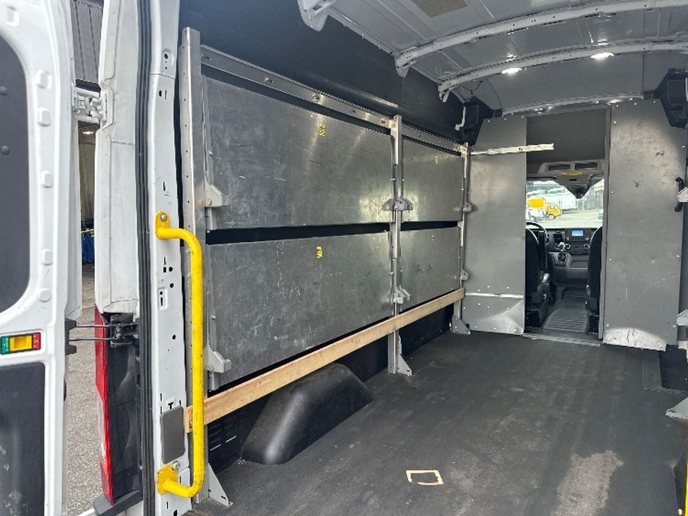 Cargo Van (Panel Van)-Light and Medium Duty Trucks-Ford-2023-Transit 250-North Bergen-NJ-36,474\n\t\tmiles-$ 45,250 - Image 11