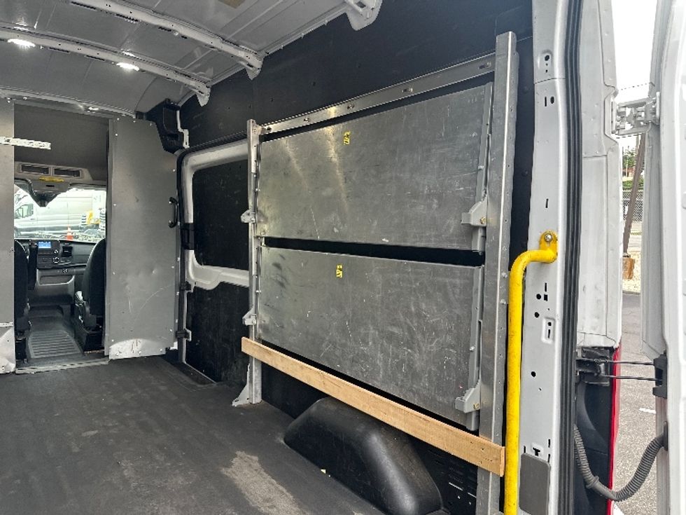 Cargo Van (Panel Van)-Light and Medium Duty Trucks-Ford-2023-Transit 250-North Bergen-NJ-36,474\n\t\tmiles-$ 45,250 - Image 12