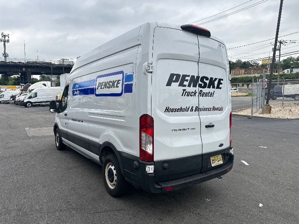 Cargo Van (Panel Van)-Light and Medium Duty Trucks-Ford-2023-Transit 250-North Bergen-NJ-36,474\n\t\tmiles-$ 45,250 - Image 6