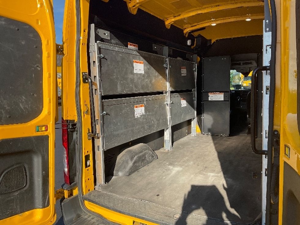 Cargo Van (Panel Van)-Light and Medium Duty Trucks-Ford-2023-Transit 250-North Bergen-NJ-46,073\n\t\tmiles-$ 41,000 - Image 11