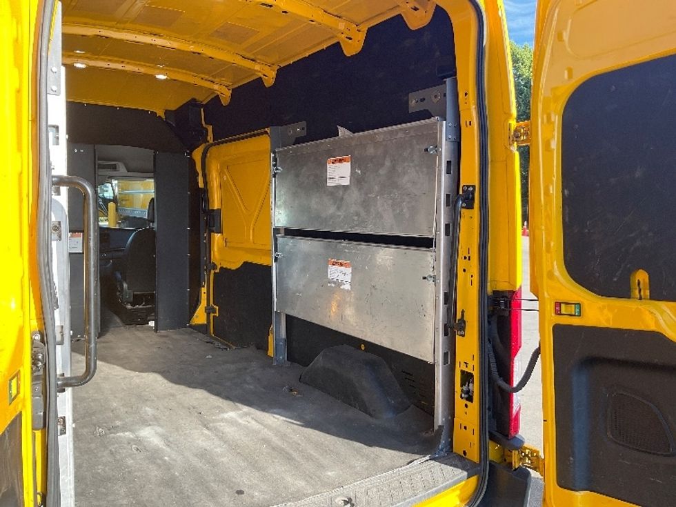 Cargo Van (Panel Van)-Light and Medium Duty Trucks-Ford-2023-Transit 250-North Bergen-NJ-46,073\n\t\tmiles-$ 41,000 - Image 12