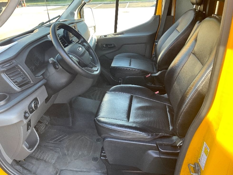 Cargo Van (Panel Van)-Light and Medium Duty Trucks-Ford-2023-Transit 250-North Bergen-NJ-46,073\n\t\tmiles-$ 41,000 - Image 19