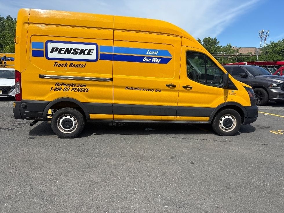Cargo Van (Panel Van)-Light and Medium Duty Trucks-Ford-2023-Transit 250-North Bergen-NJ-50,303\n\t\tmiles-$ 40,500 - Image 14