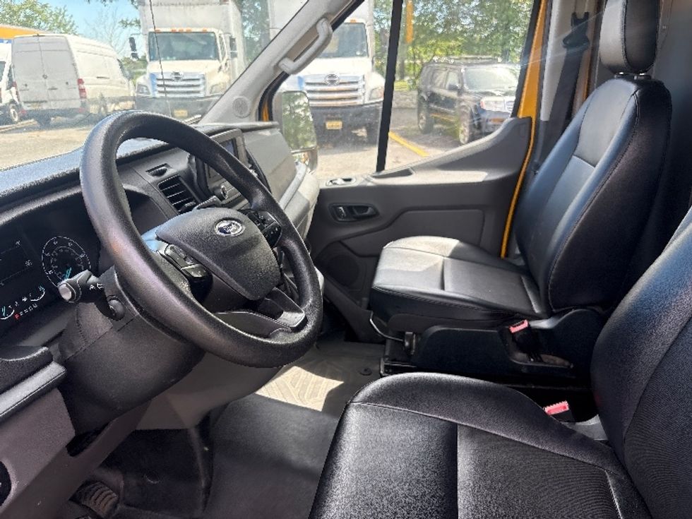 Cargo Van (Panel Van)-Light and Medium Duty Trucks-Ford-2023-Transit 250-North Bergen-NJ-50,303\n\t\tmiles-$ 40,500 - Image 18