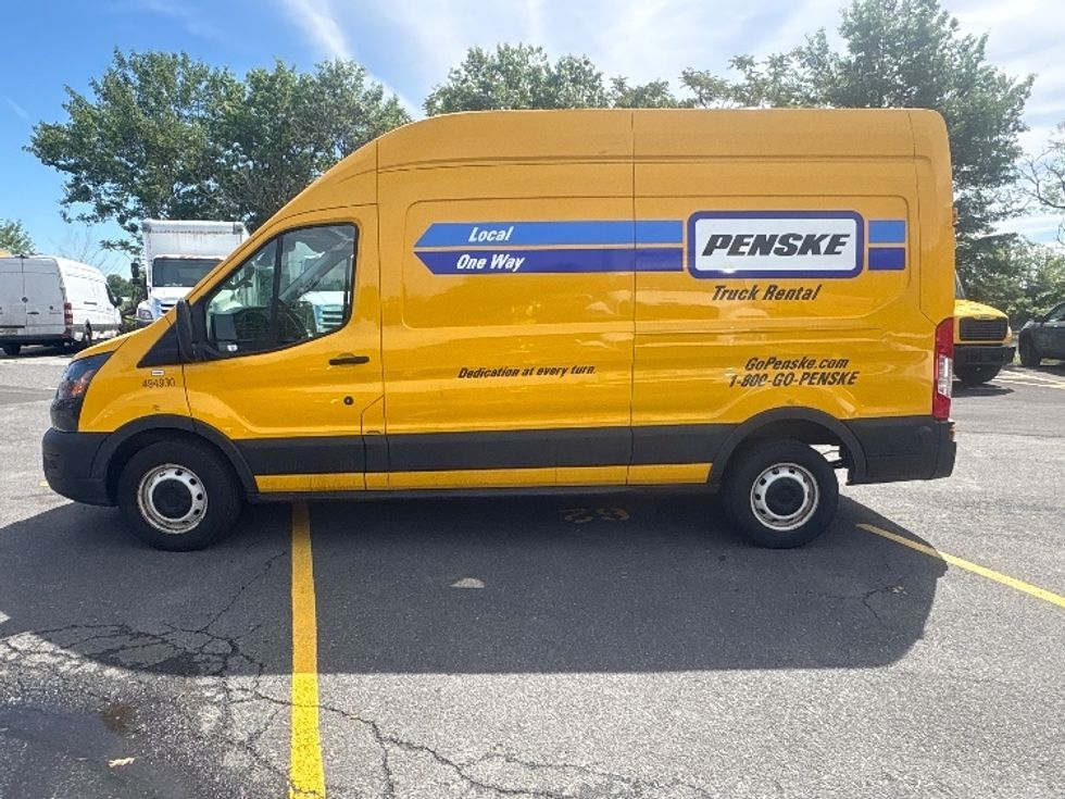 Cargo Van (Panel Van)-Light and Medium Duty Trucks-Ford-2023-Transit 250-North Bergen-NJ-50,303\n\t\tmiles-$ 40,500 - Image 4