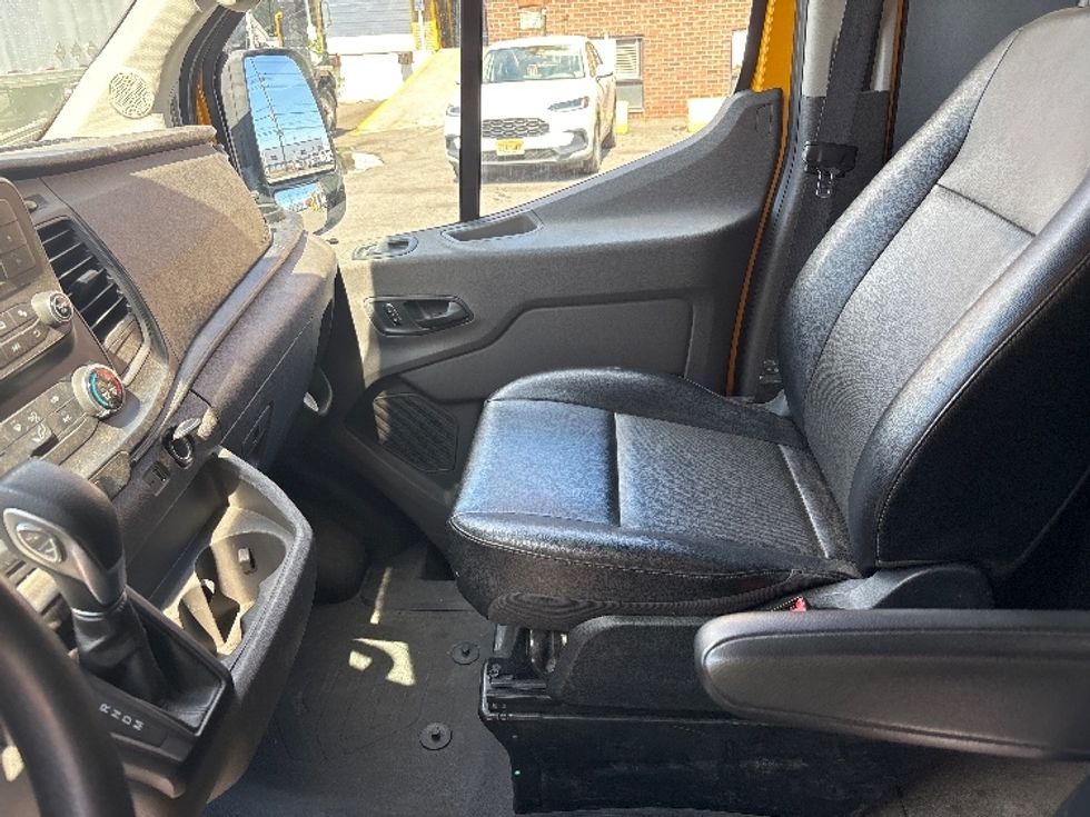Cargo Van (Panel Van)-Light and Medium Duty Trucks-Ford-2023-Transit 250-North Bergen-NJ-51,724\n\t\tmiles-$ 45,000 - Image 16