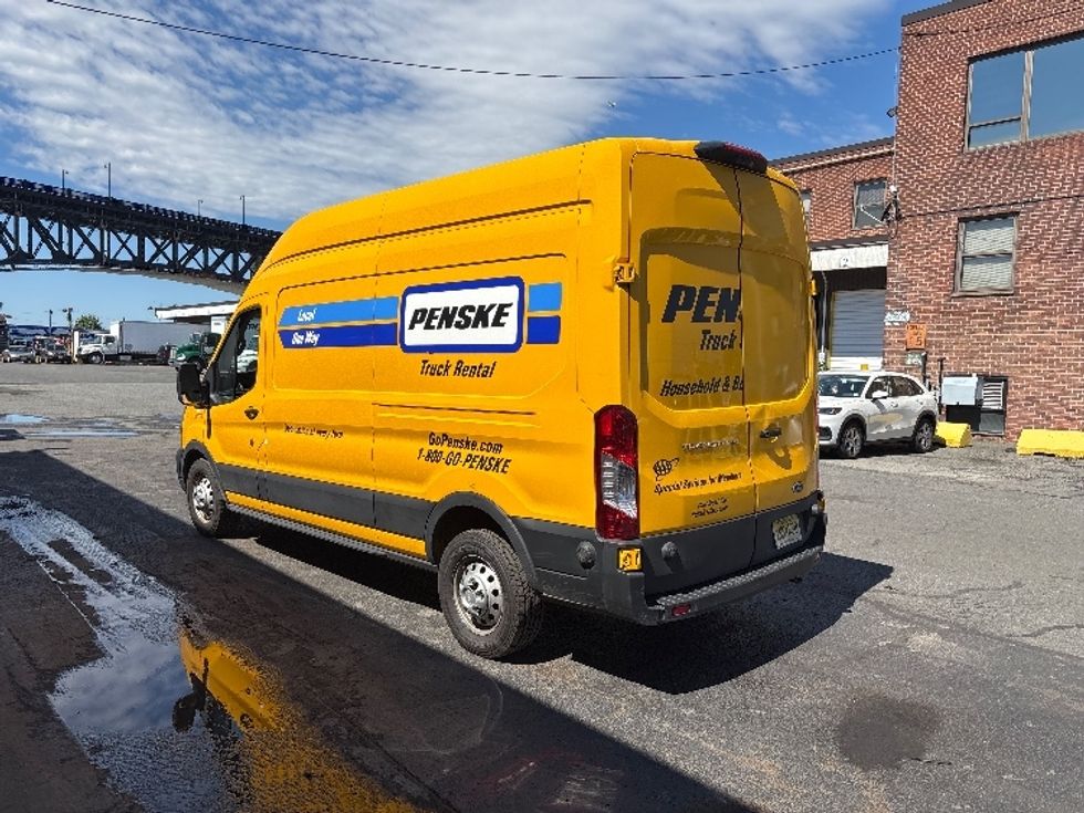 Cargo Van (Panel Van)-Light and Medium Duty Trucks-Ford-2023-Transit 250-North Bergen-NJ-51,724\n\t\tmiles-$ 45,000 - Image 5