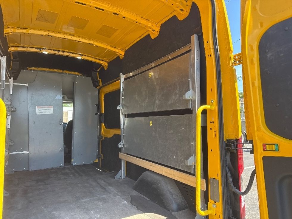 Cargo Van (Panel Van)-Light and Medium Duty Trucks-Ford-2023-Transit 250-North Bergen-NJ-52,750\n\t\tmiles-$ 40,250 - Image 11