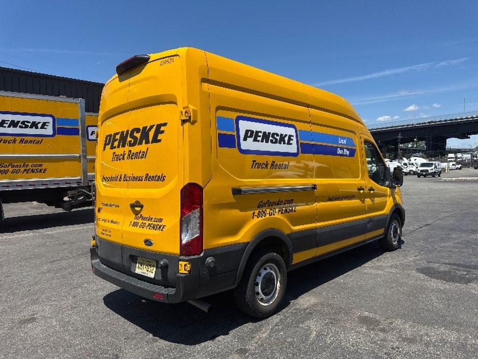 Cargo Van (Panel Van)-Light and Medium Duty Trucks-Ford-2023-Transit 250-North Bergen-NJ-52,750\n\t\tmiles-$ 40,250 - Image 12