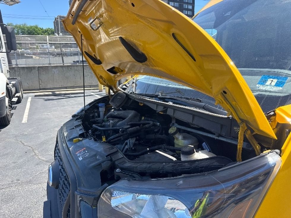 Cargo Van (Panel Van)-Light and Medium Duty Trucks-Ford-2023-Transit 250-North Bergen-NJ-52,750\n\t\tmiles-$ 40,250 - Image 23
