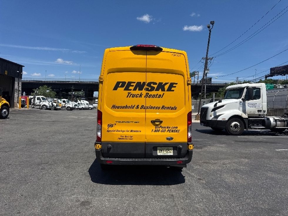 Cargo Van (Panel Van)-Light and Medium Duty Trucks-Ford-2023-Transit 250-North Bergen-NJ-52,750\n\t\tmiles-$ 40,250 - Image 7