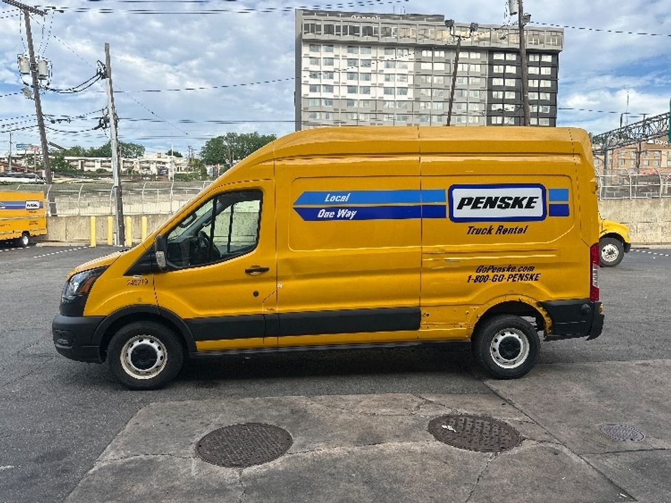 Cargo Van (Panel Van)-Light and Medium Duty Trucks-Ford-2023-Transit 250-North Bergen-NJ-54,812\n\t\tmiles-$ 40,000 - Image 4
